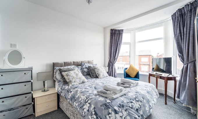 Southport Apartamento | 2 BED APARTMENT - Dos Habitaciones Piso, Capacidad 6