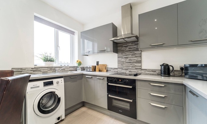 Southport Apartamento | 2br-sleeps5-privategarden-freeparking-pets