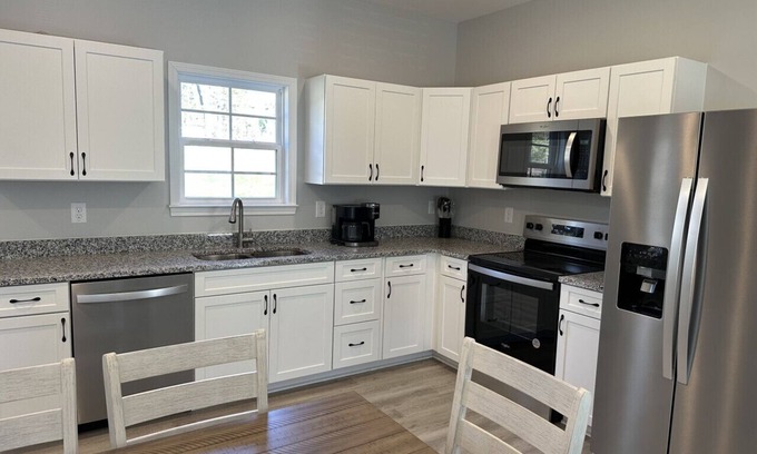 Lexington - Salisbury Apartamento | 2BR The Bandit Suite