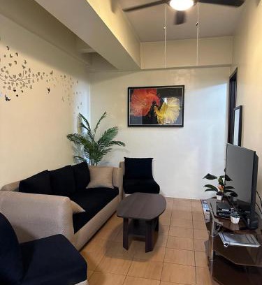 Kapitolyo Apartamento | 2BR Top Floor spacious unit in Mandaluyong