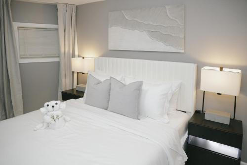 Belmont Cragin Casa | 2BR Travelers Favorite Modern