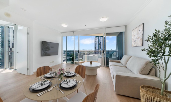Brisbane Central Business District Apartamento | 2BR unit with City& River views with free Parking!
