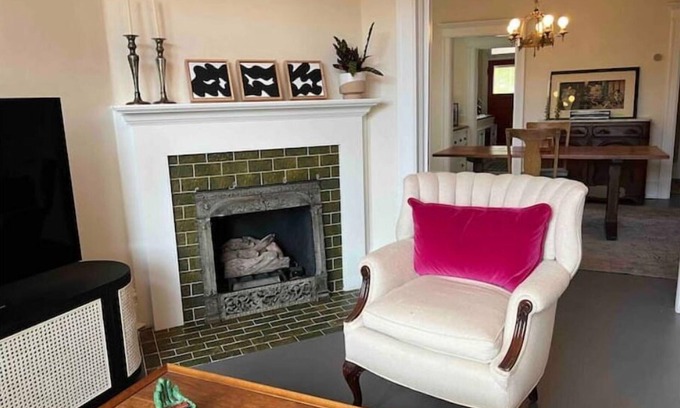 Lower Avenues Casa | 2BR Victorian Charm Mountain View Home
