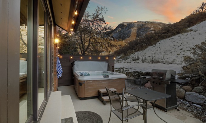 Cottonwood Heights Casa | ESPECIAL JULIO casa de pueblo privada con bañera de hidromasaje cerca de los cañones, el centro de SLC, el aeropuerto