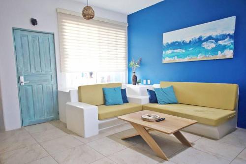 Rinconada Apartamento | 2BR -Water at Mikasa- Fast WIFI, King beds, AC, Near beach, Pool