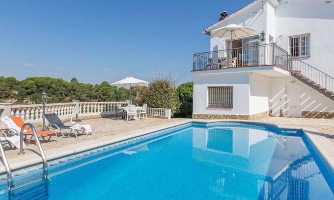 Vidreres Villa | 2MARI01 - Casa con 6 habitaciones y piscina privada situada en una zona tranquila