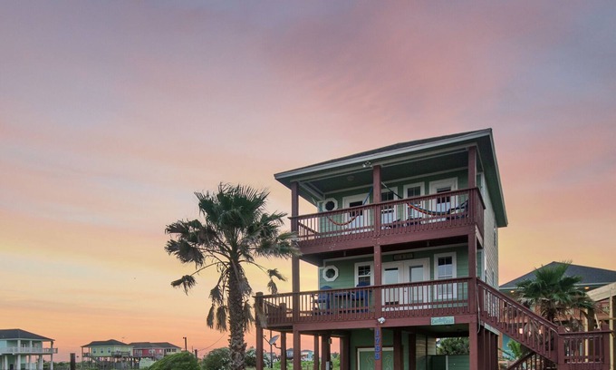 Crystal Beach Casa | 2nd Row Beach House with Beautiful Ocean View and Easy Beach Access