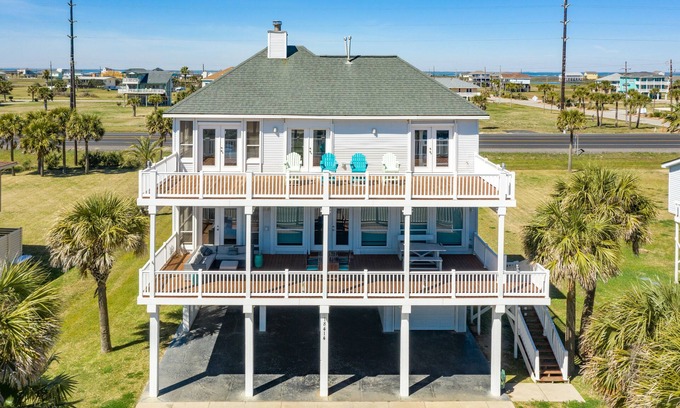 Indian Beach Casa | 2nd Row Gulf views, 2 decks, Updated Private Beach House