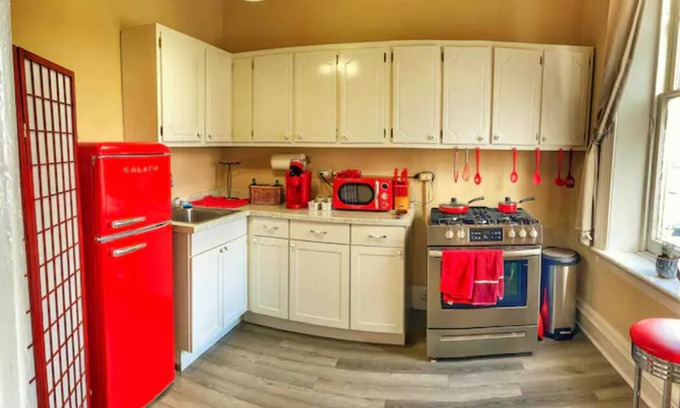 Winchester Apartamento | 2nd Story Historic Downtown 2BR with Modern Amenities