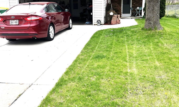 Green Bay Casa | 2nd Story of Duplex 10 min. from Lambeau Field
