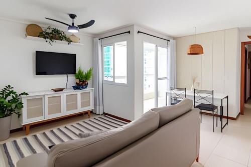 Praia de Itaparica Apartamento | 2Q A/C Varandas com Tela 8º Andar NOMDS