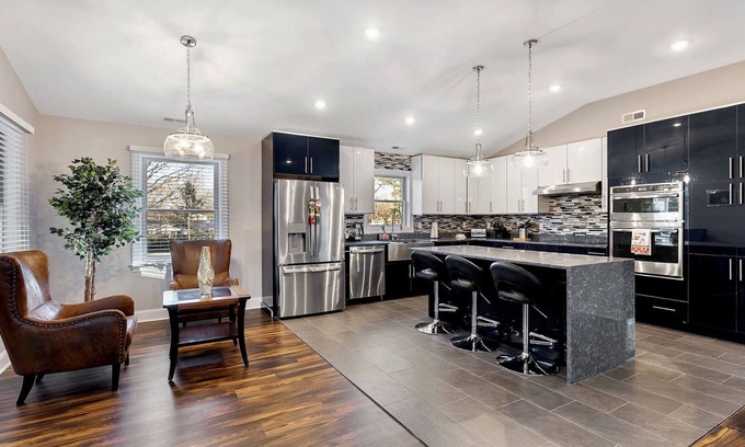 Cape May Court House Apartamento | 3,000 sq.ft. 8 Guests, 3-Bed, 3-Bath, Pool, Spa, Outdoor Kitchen, Gardens, WiFi.