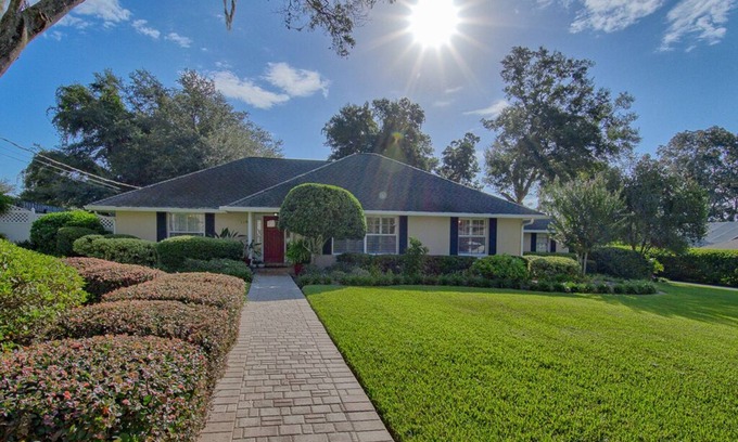 Historic District Casa | 3/2 Ocala Home, Historic District and Town Sq.