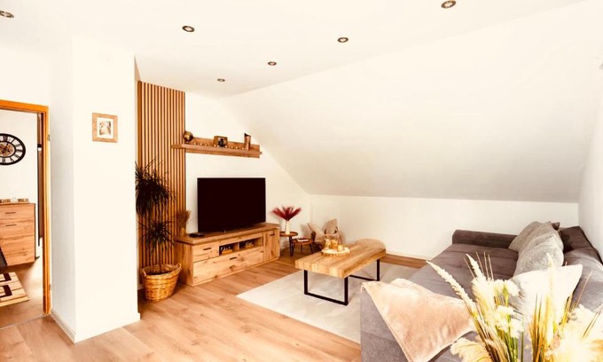 Hamm Apartamento | 3,5-Zimmer inkl Arbeitsplatz, WLAN & free Netflix, Amazon-Free Parken vollausgestattete Wohnung, 24h Check In