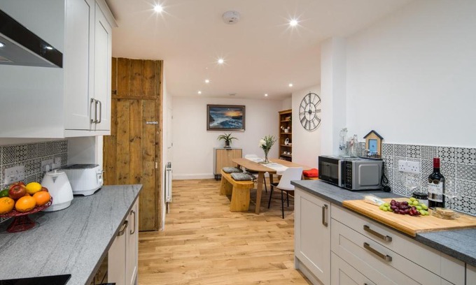 Cowes Casa | 3 Anzac Cottage