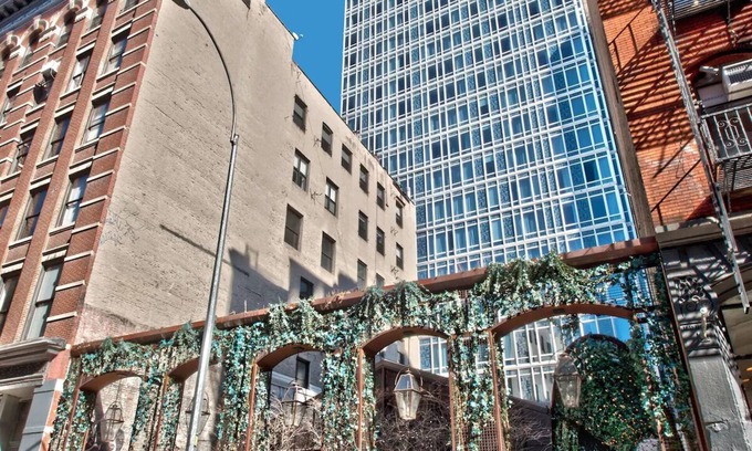 SoHo Hotel | 3 Awe-Inspiring Units w/ City Skyline Background Views! Pets Allowed, Parking!