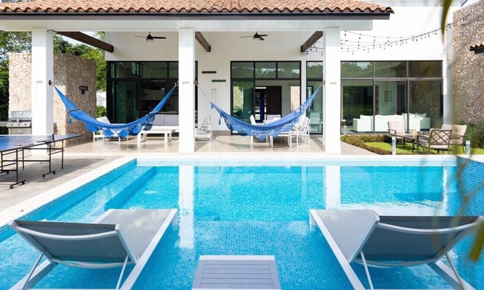 Punta Barco Villa | This villa is a 3 bedroom(s), 5 bathrooms, located in Punta Barco, Panamá Oeste.