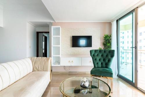 San Geronimo Apartamento | 3 BDR Ocean View luxury Apartment . Sleeps 6