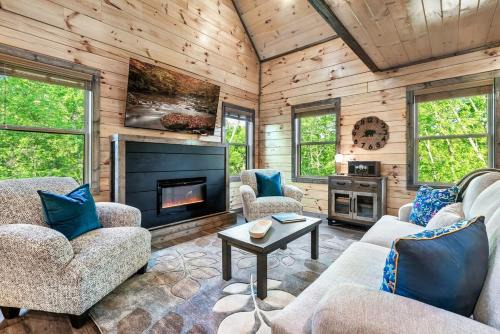 Sevierville Casa | 3 Bears Retreat! Luxury Indoor Pool Sauna