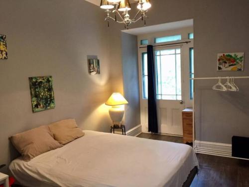 Shaughnessy Village Apartamento | 3 Beautiful Bedrooms near Metro