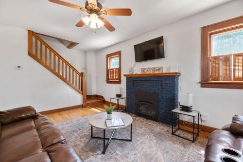 College Hill Casa | 3 Bed 1 5 Bath Home in College Hill By Hospital