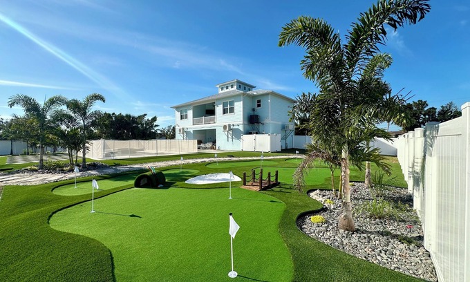 Cape Haze Casa | 3 bed 2 bath Beach House near Boca Grande with Pool + Sauna + Spa + Mini Golf