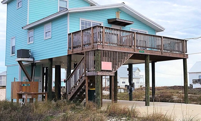 Fort Morgan Casa | Master Suite Private Deck para tus vacaciones de verano en la playa! Recientemente renovado