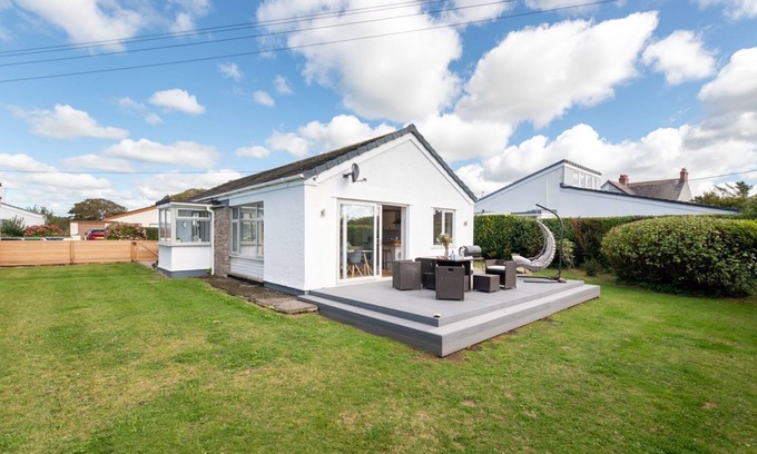 Llanfaelog Casa | 3-Bed house in Llanfaelog, near Rhosneigr