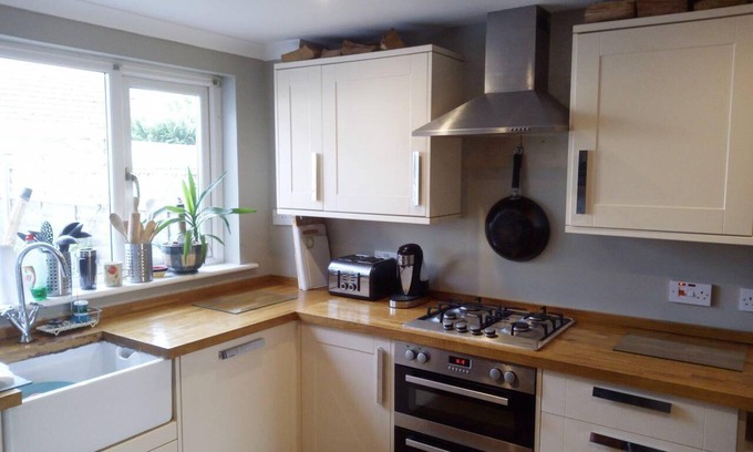 Inverness Casa | 3-bed House, Sleeps 5, 5 min Walk From City Centre