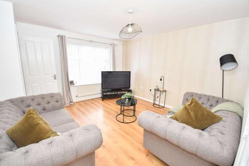 Vauxhall Casa | 3 Bed House, Sleeps 5, Walking Distance to Centre