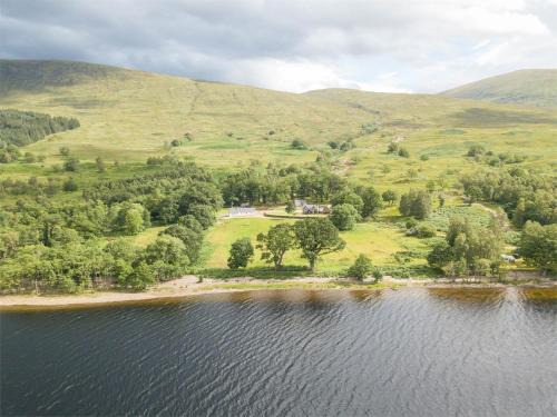 Spean Bridge Casa | 3 Bed in Achnacarry CA018
