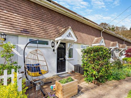 Charmouth Casa | 3 Bed in Charmouth 94692