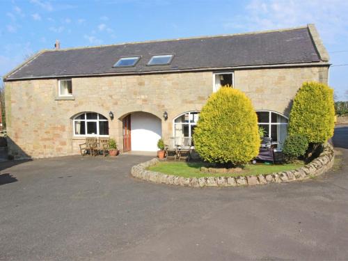 Warenford Casa | 3 Bed in Lucker CN222