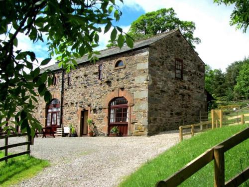 Penrith Casa | 3 Bed in Watermillock SZ318