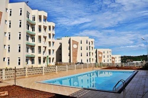Lubowa Apartamento | 3 Bed Luxury Condo in Lubowa