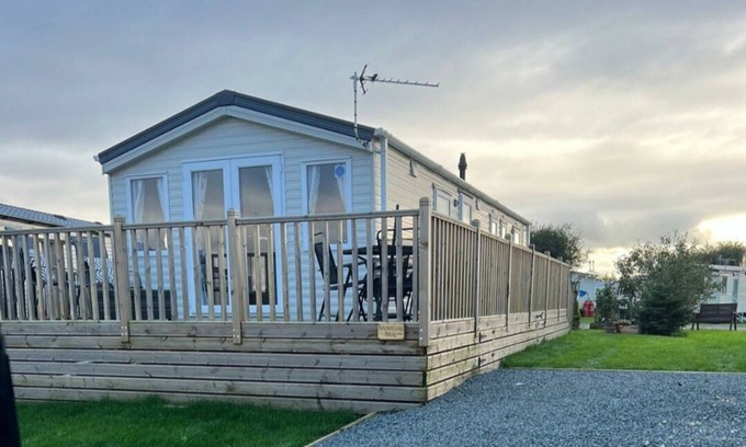 Crowle Cabina | 3 Bed New Lodge - 7 Lakes Country Park DN17