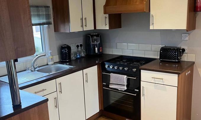 Seasalter Chalet De Esquí | 3 bed Stunning Caravan Situated nr Whitstable