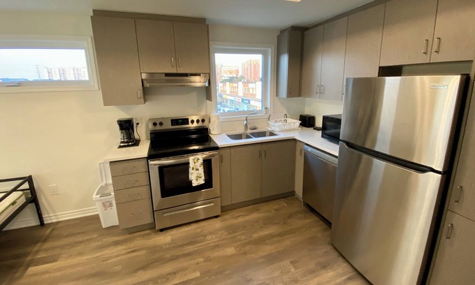 Scarborough Casa | 3 Bedroom 2.5 Bath, Newly Build, Full Kitchen