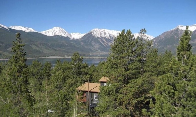Twin Lakes Cabina | 3 dormitorios, 3-Nivel Cabin-espectacular de la montaña y vistas al lago!
