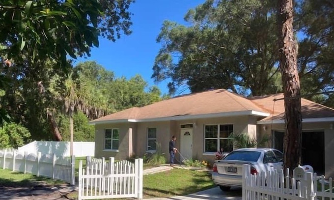 Bayou Oaks Apartamento | 3 Bedroom 685606 by Houzlet