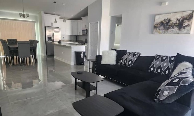 Harris Apartamento | 3 Bedroom 812855 by Houzlet