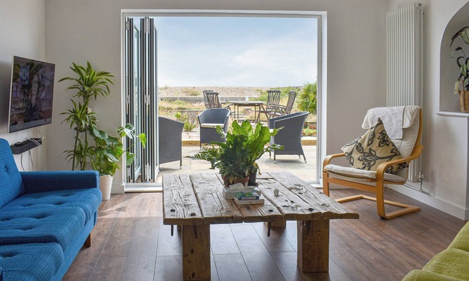 South Hayling Cabaña | 3 bedroom accommodation in Hayling Island