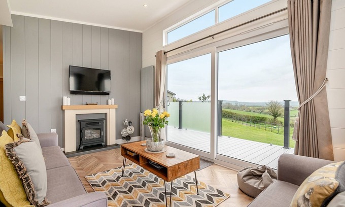 Shepton Mallet Chalet De Esquí | Alojamiento de 3 habitaciones en Midsomer House, East Compton