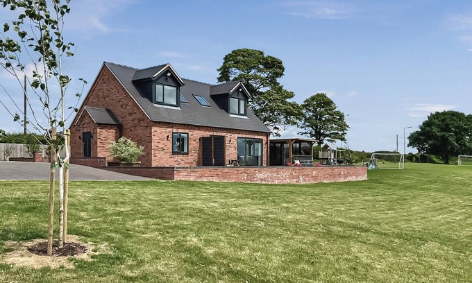 Dilhorne Cabaña | Alojamiento de 3 habitaciones en Kingsley Moor, near Stoke-on-Trent