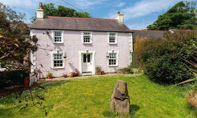 Goodwick Cabaña | 3 bedroom accommodation in St Nicholas