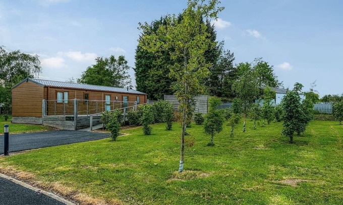 Linton Cabina | 3 bedroom accommodation in Swadlincote, Nr Ashby-de-la-Zouch