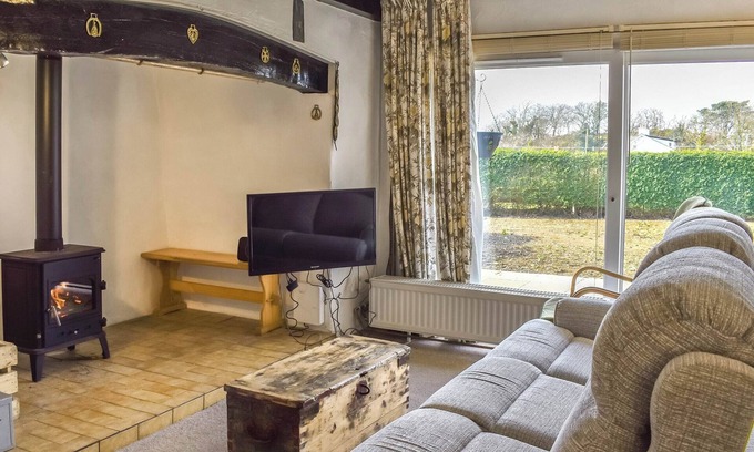 Brynrefail Cabaña | Alojamiento de 3 habitaciones en Llanddeiniolen, near Bangor