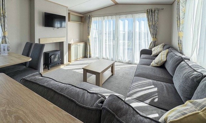 Layer Marney Casa | 3 bedroom accommodation in Colchester