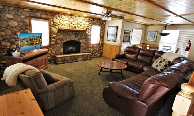 Summit Estates Condominio | 3 bedroom accommodation in Big Bear Lake