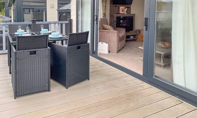 Carnforth Cabina | 3 bedroom accommodation in Carnforth